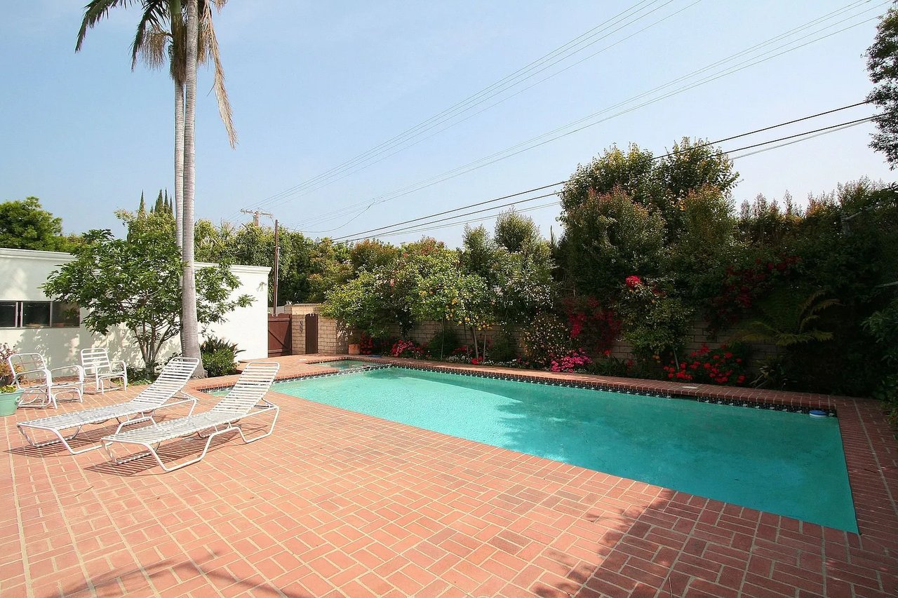 708 N Linden Dr