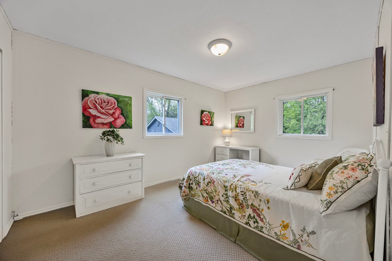 55 Old Church Road, King