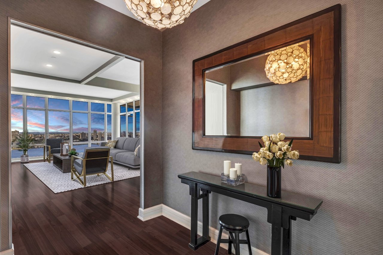 60 Riverside Boulevard, #PH-3901