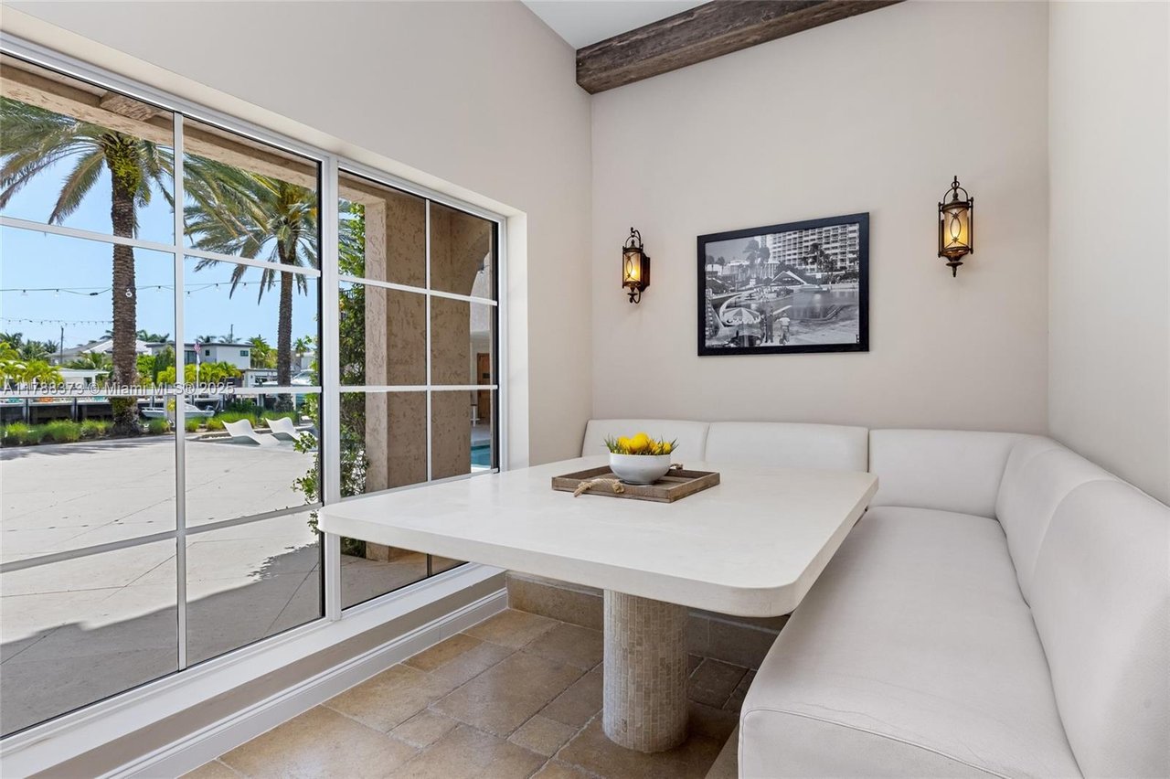 600 Isle Of Palms Dr