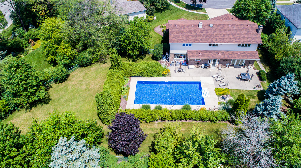 Beautifully Appointed Home Perfect For Entertaining
