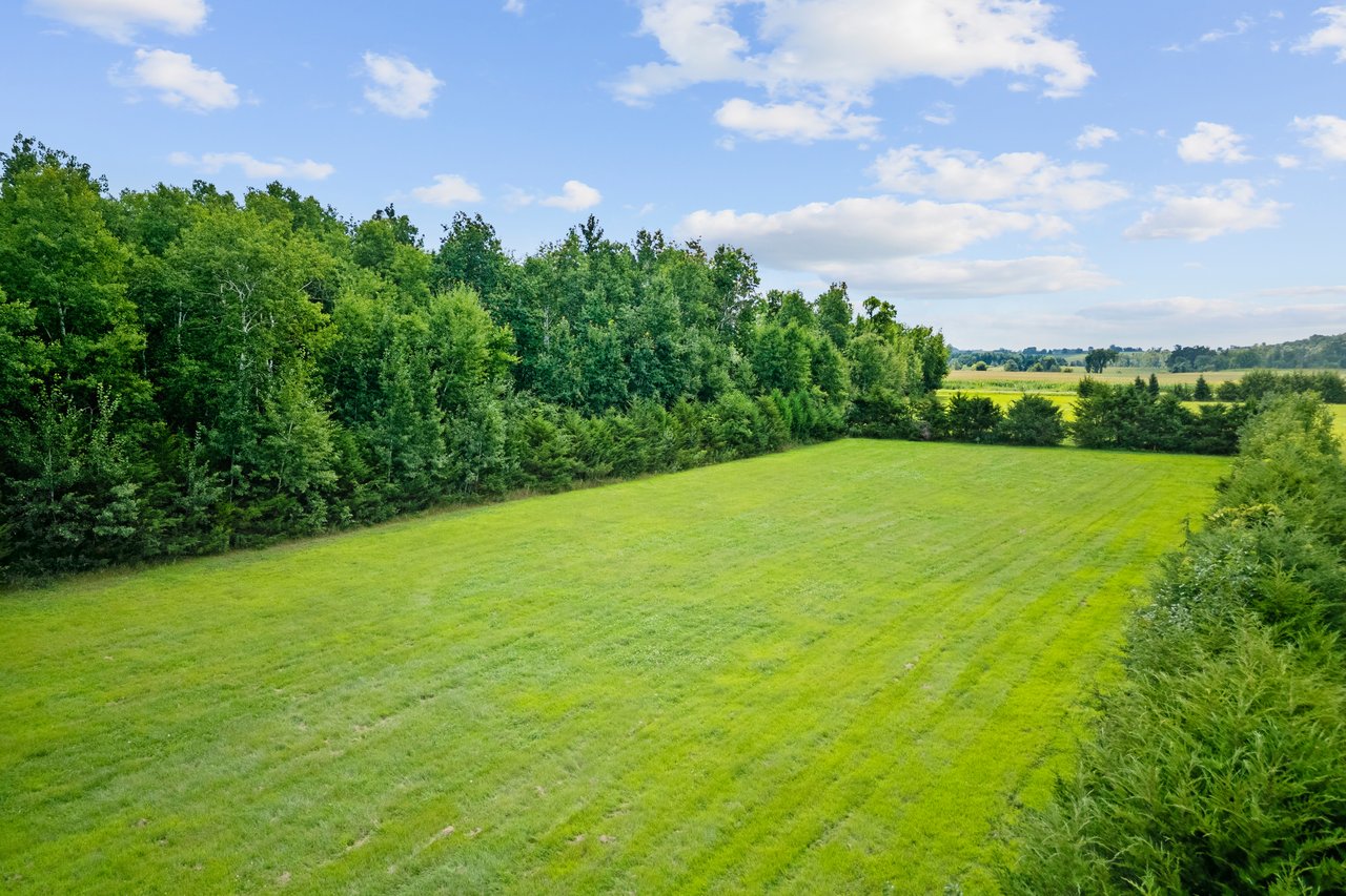 2427 Beede Lake Trail