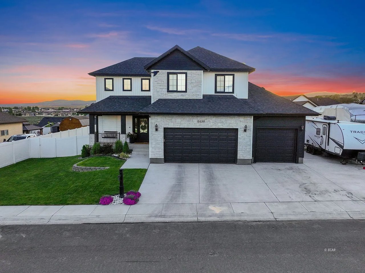 2030 Eagle Ridge Loop
