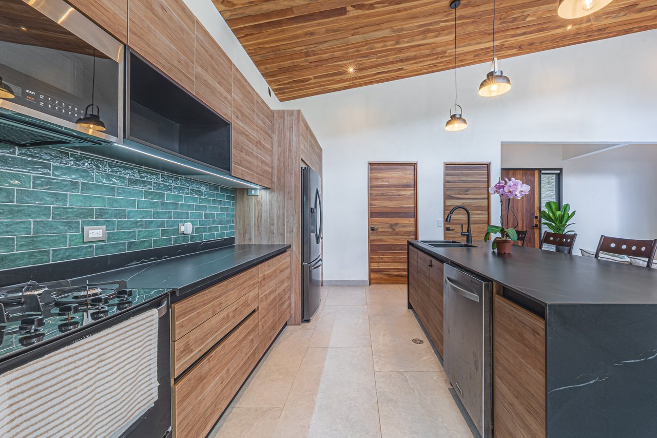 Best Location In Uvita, 3 bedroom - 2.5 bathroom Villa