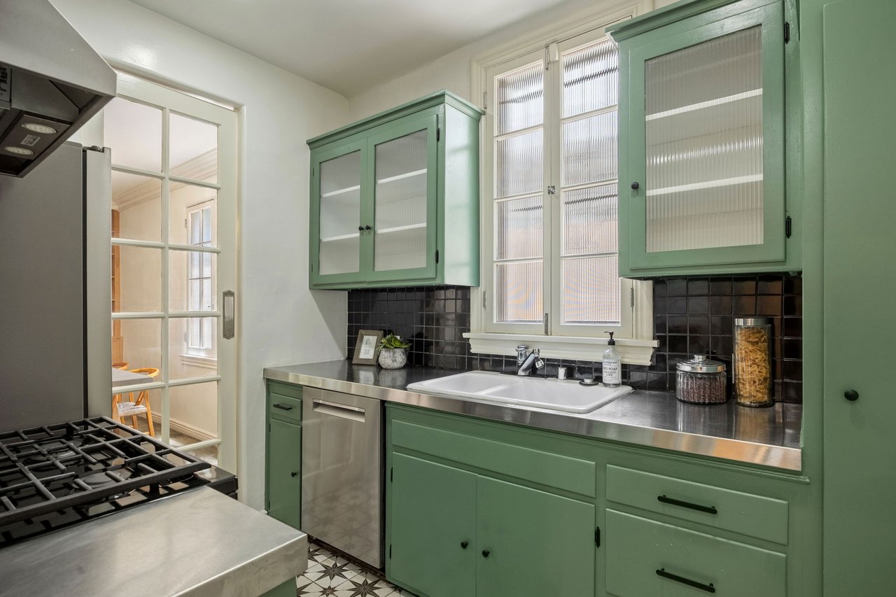 1345 N Hayworth Ave Unit: 2, West Hollywood 