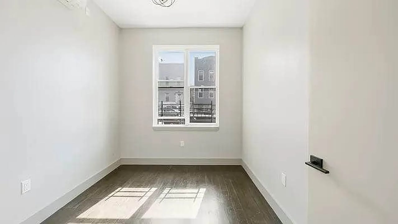 85 Stanhope Street 1A