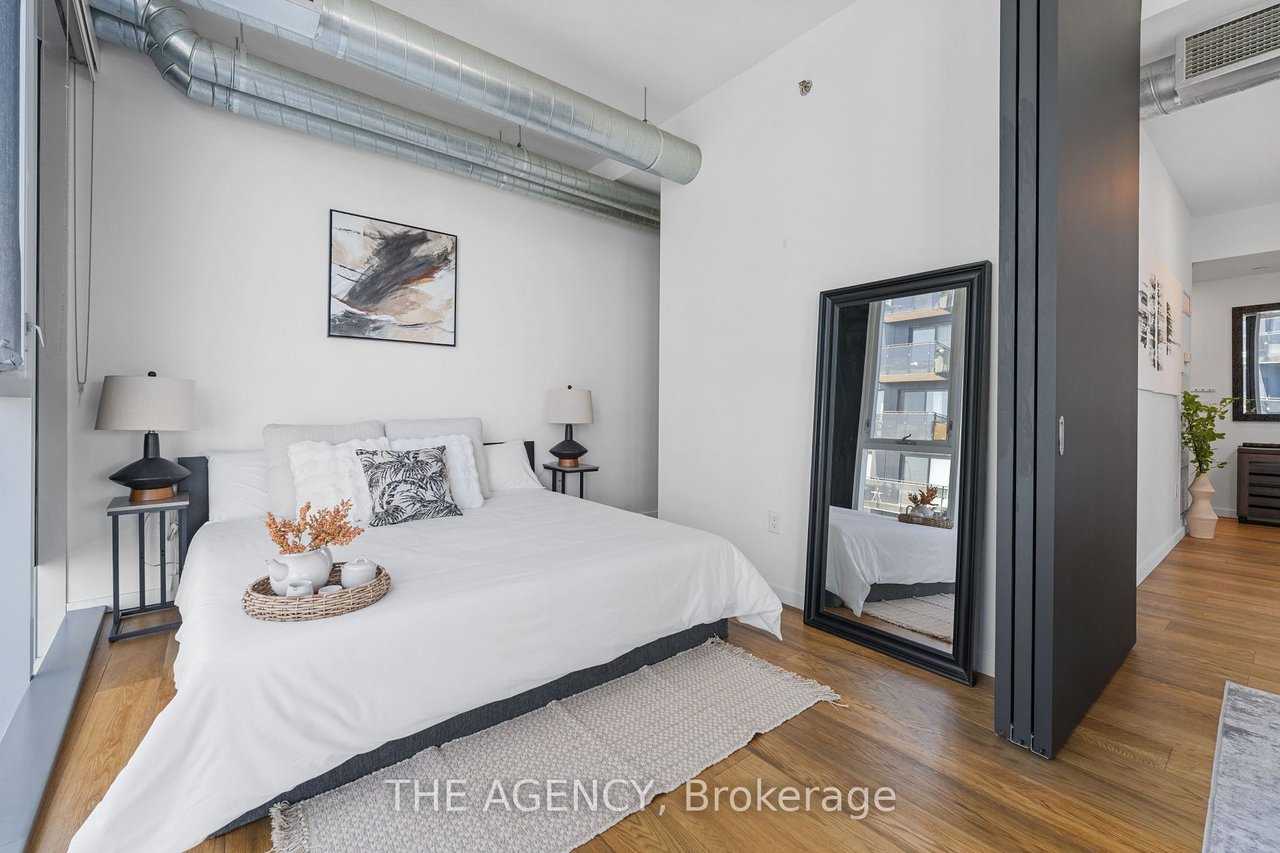 PENTHOUSE LIVING IN CORKTOWN
