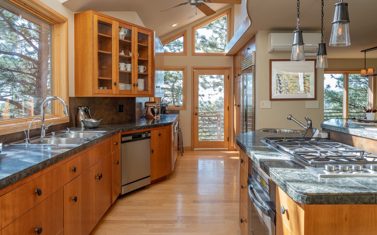 2881 N Lakeridge Trail