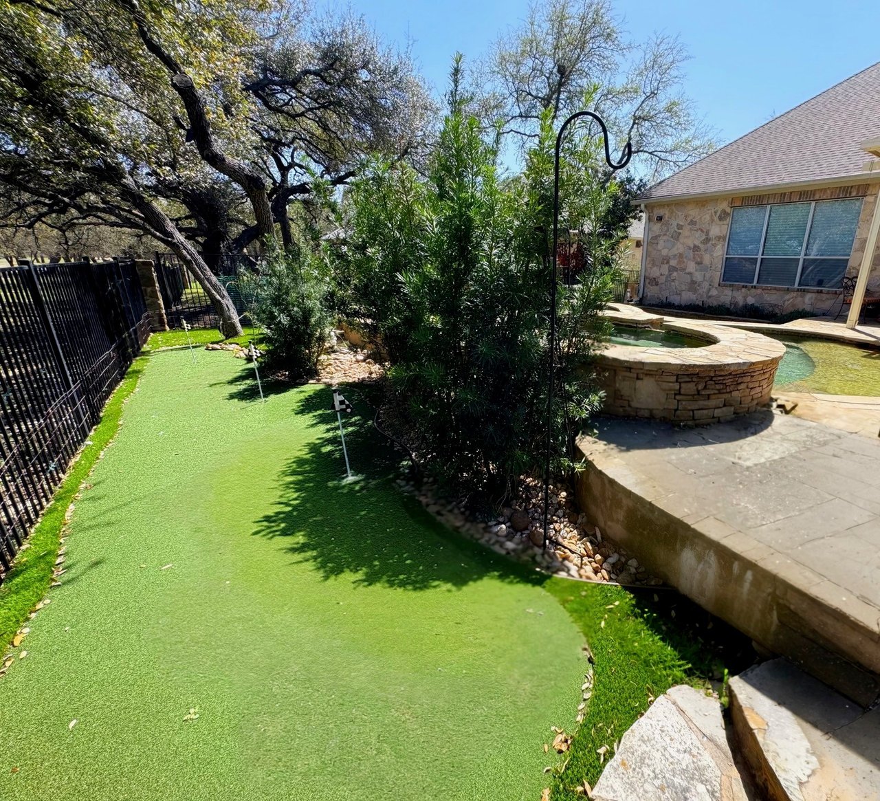 11313 Hollister Drive