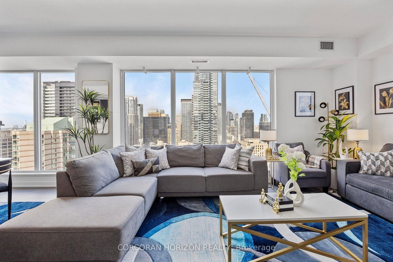 DOWNTOWN MODERN CHARM