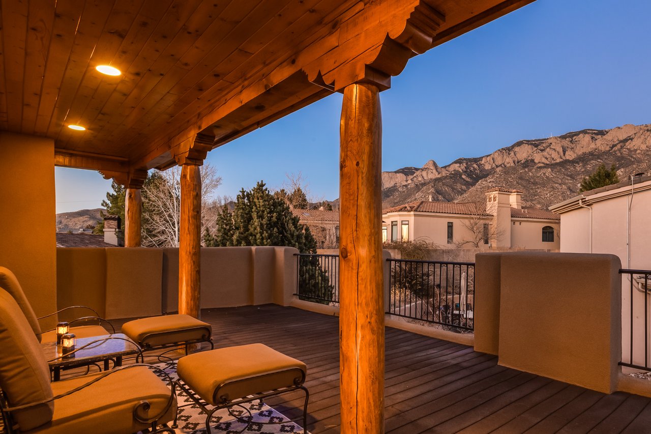 12053 Irish Mist Rd NE