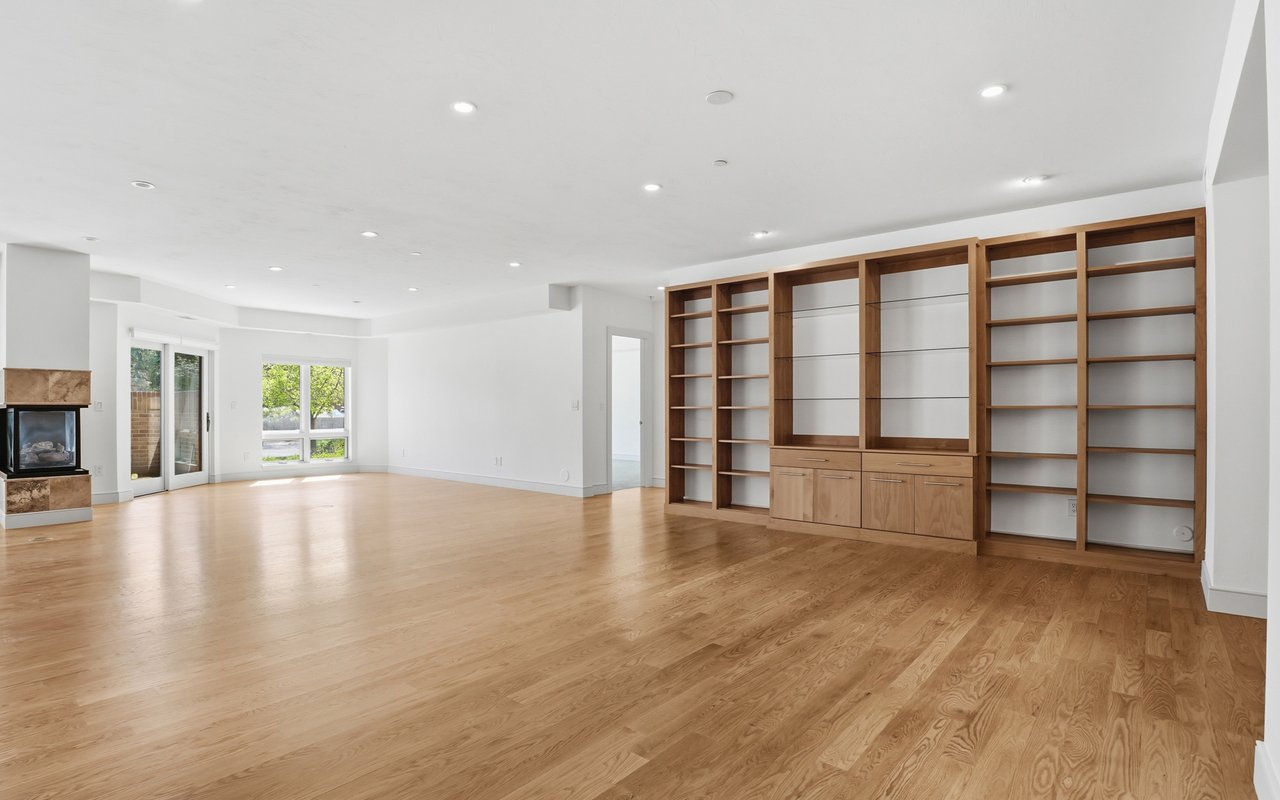 2801 Pennsylvania Ave 105