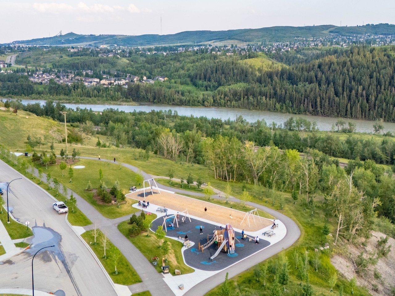 265 Rowmont Drive NW