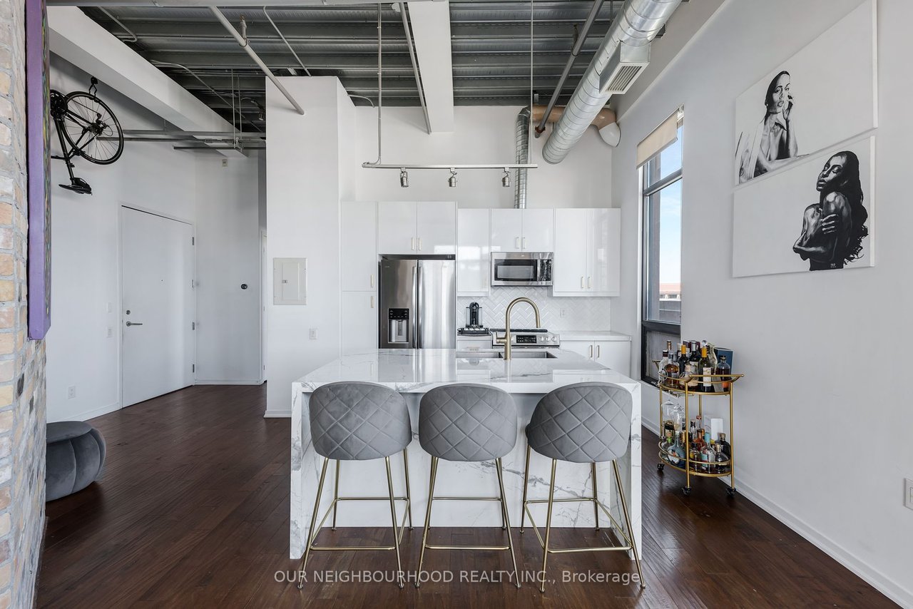 Regent Park Penthouse 