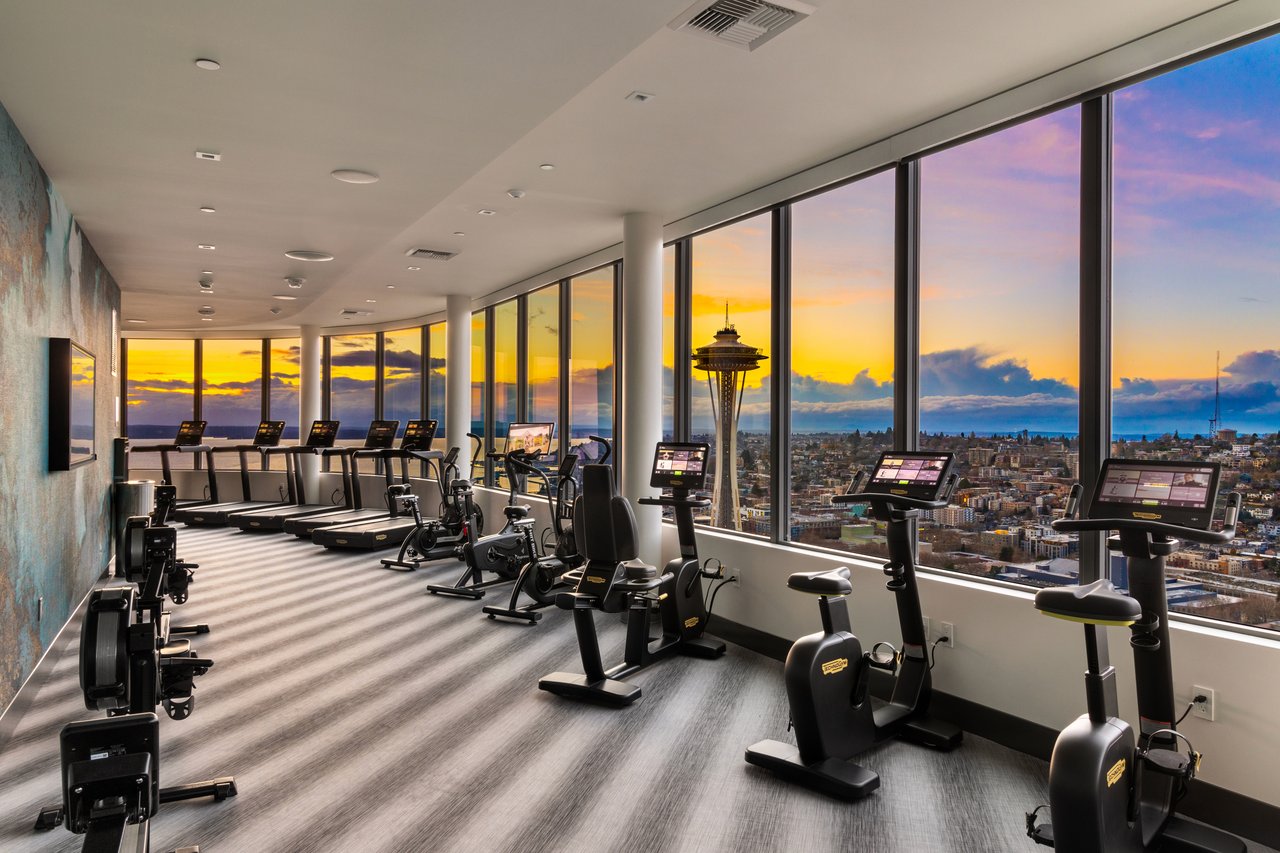 2510 6th Ave Unit 3105