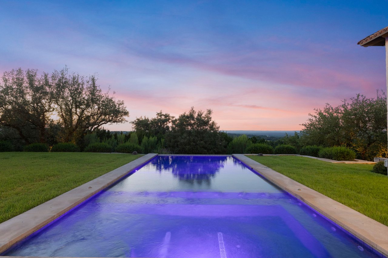 The Estate on Indian Bluff