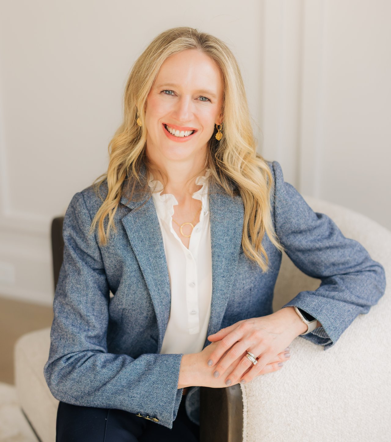 Kelly Morales Wellesley, MA Real Estate Agent Headshot