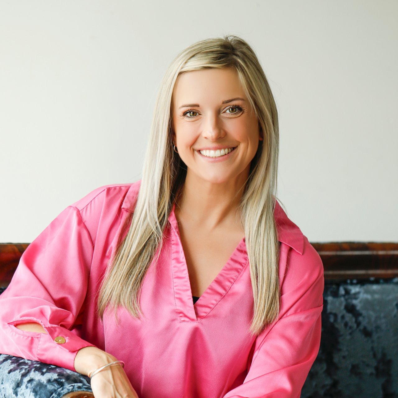 Amanda Higgins Leawood, KS Real Estate Agent Headshot