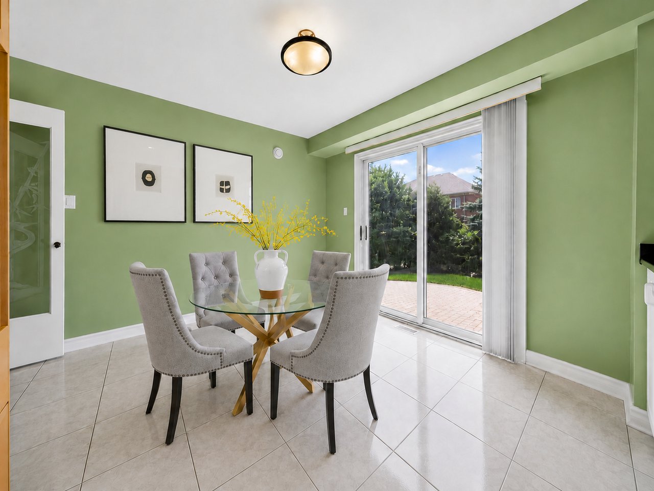 19 Springbrook Dr