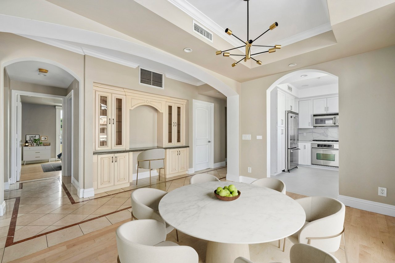 1540 S Bentley Ave Unit: 402