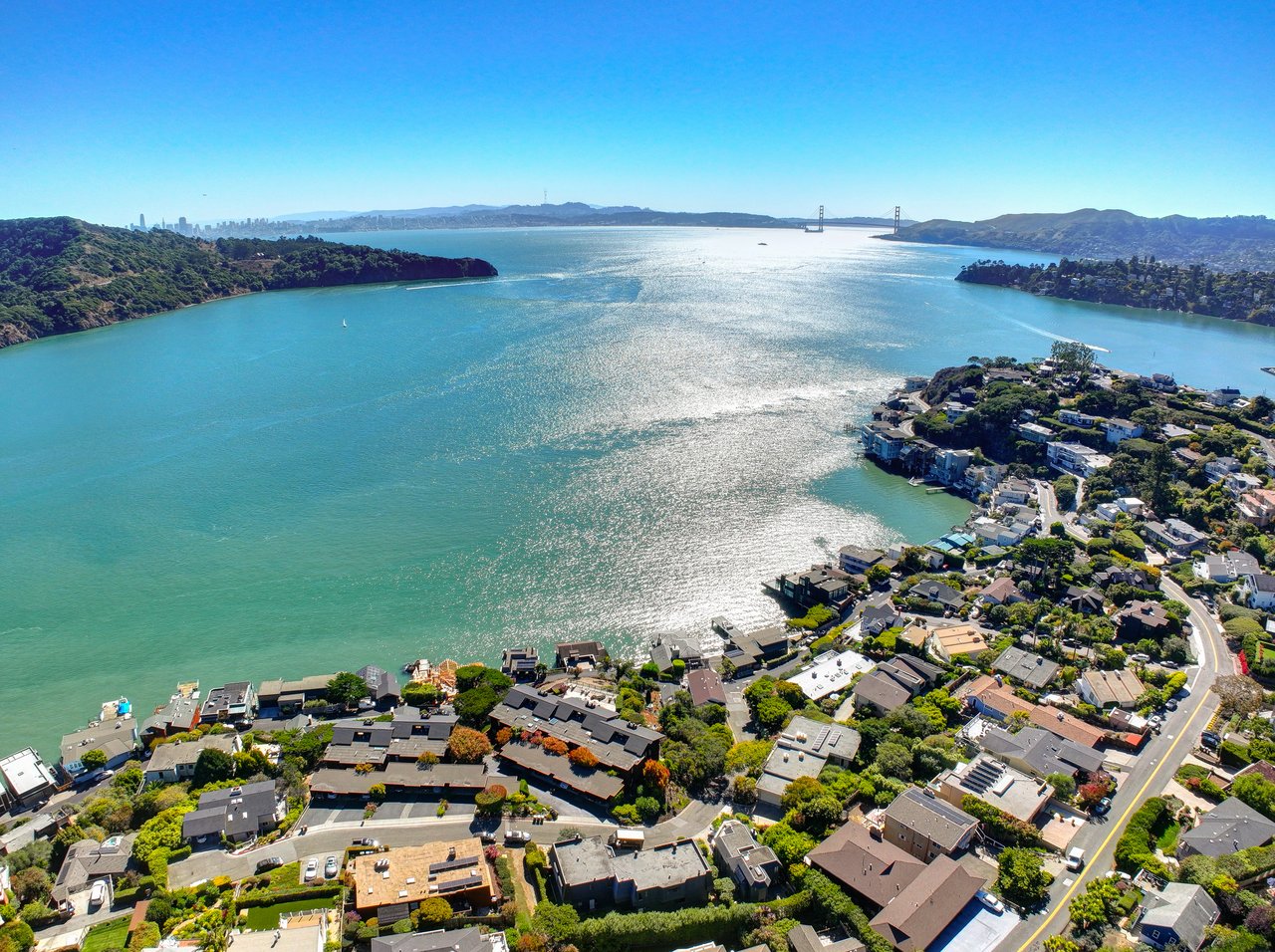 Dramatic Contemporary Architecture and Golden Gate Bridge Views