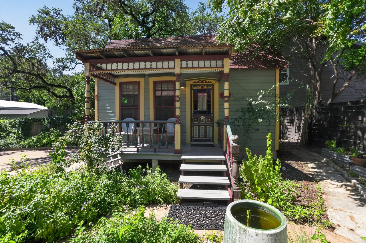 South Congress Luxury Compound for Lease