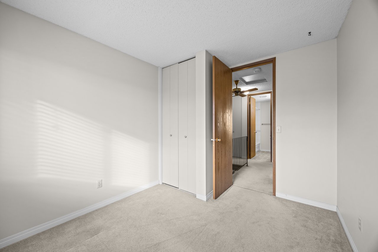 130 MacEwan Park Way NW