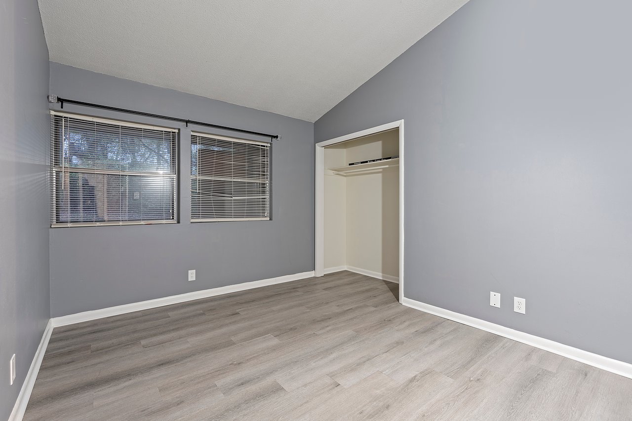 Updated 1BR Condo Near Redstone Arsenal – Convenient, Modern Living in Huntsville!