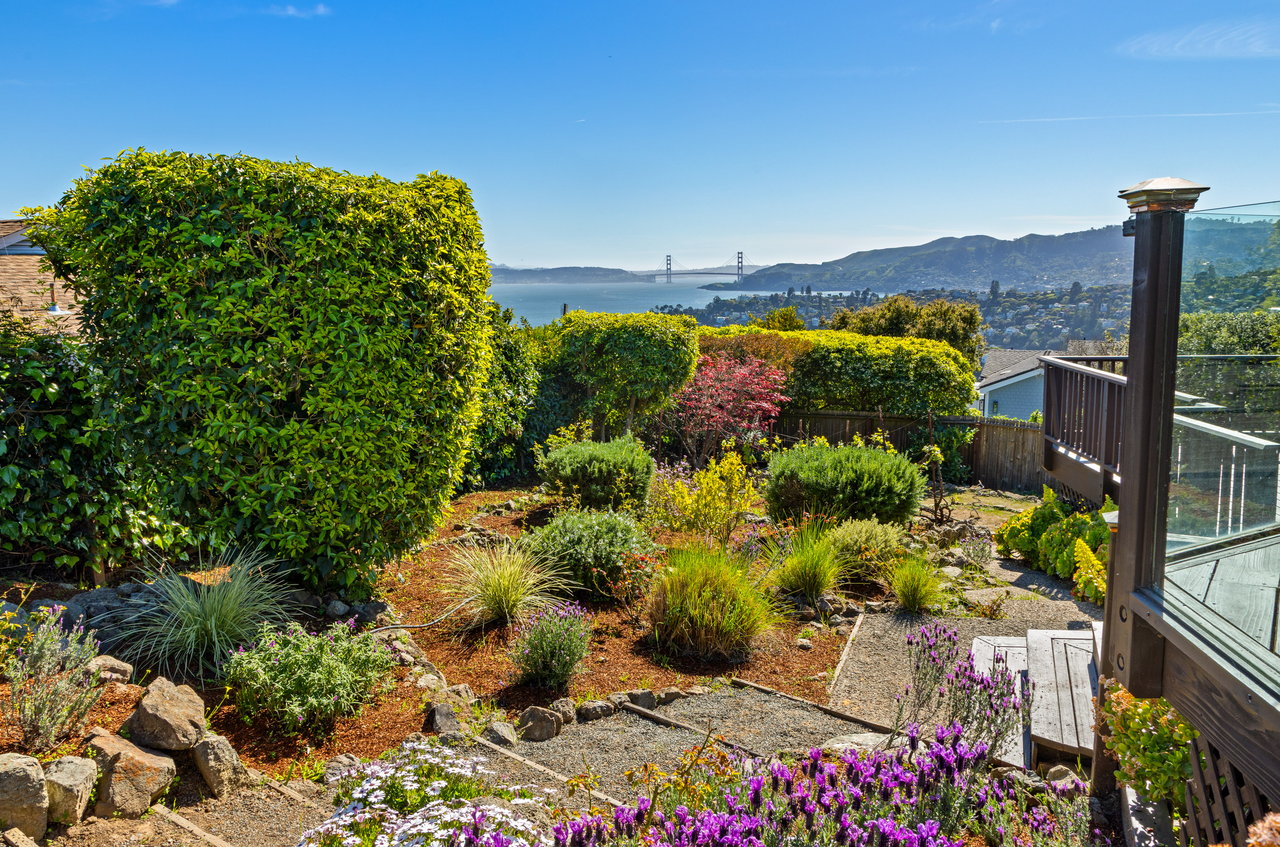 Sweeping Views of San Francisco and the Golden Gate Bridge