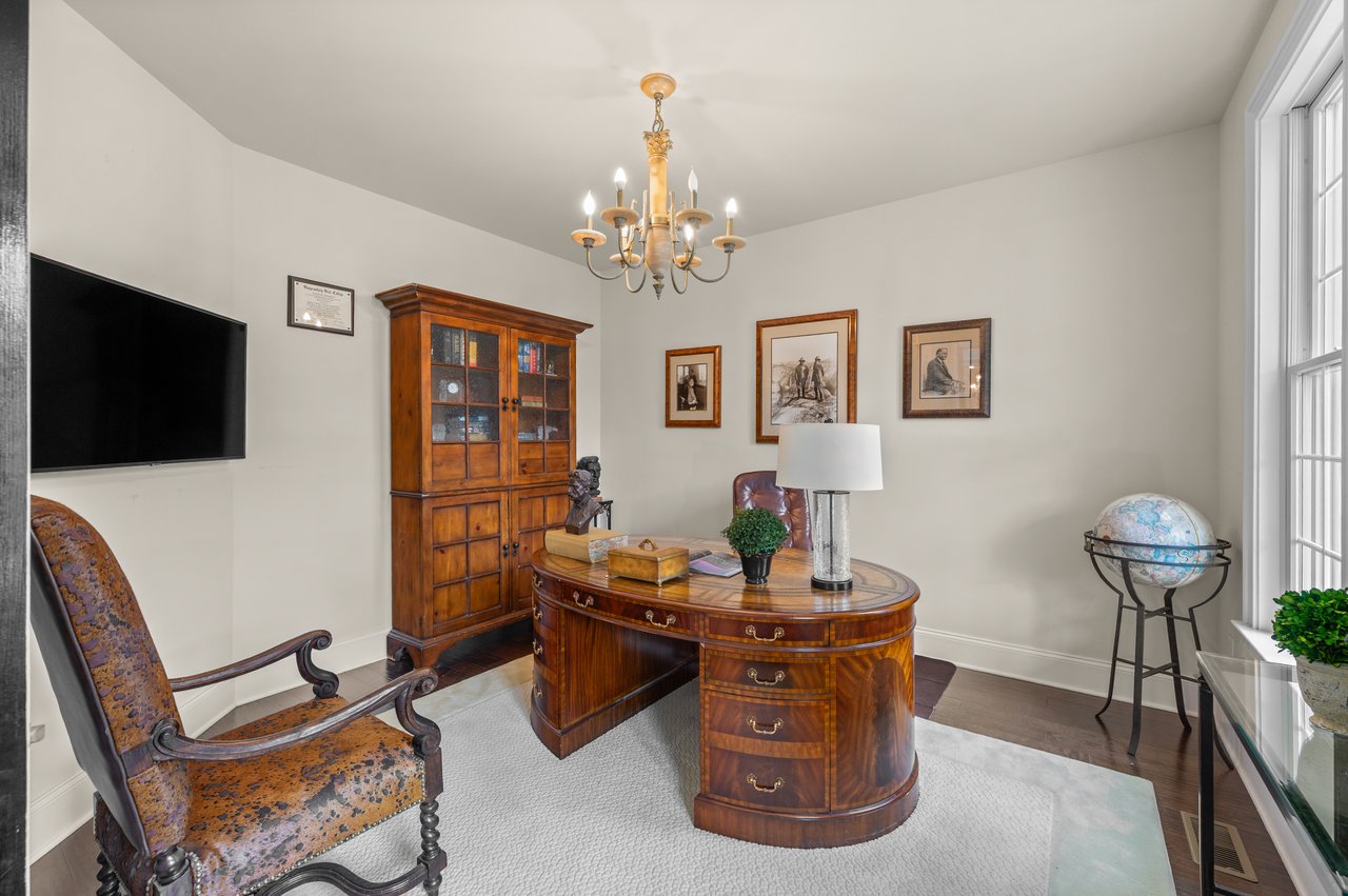 3728 Liseter Gardens