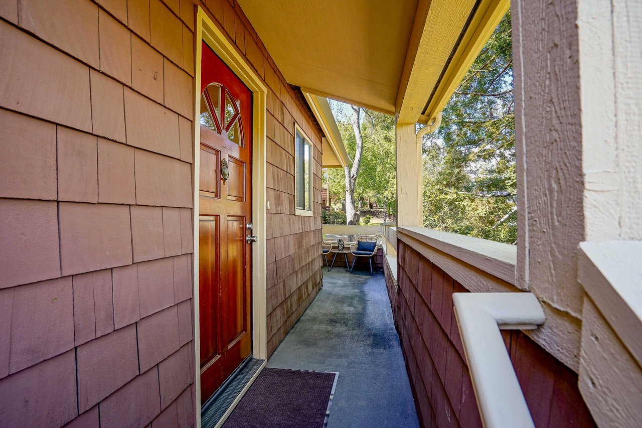 642 Fig Tree Ln, Martinez