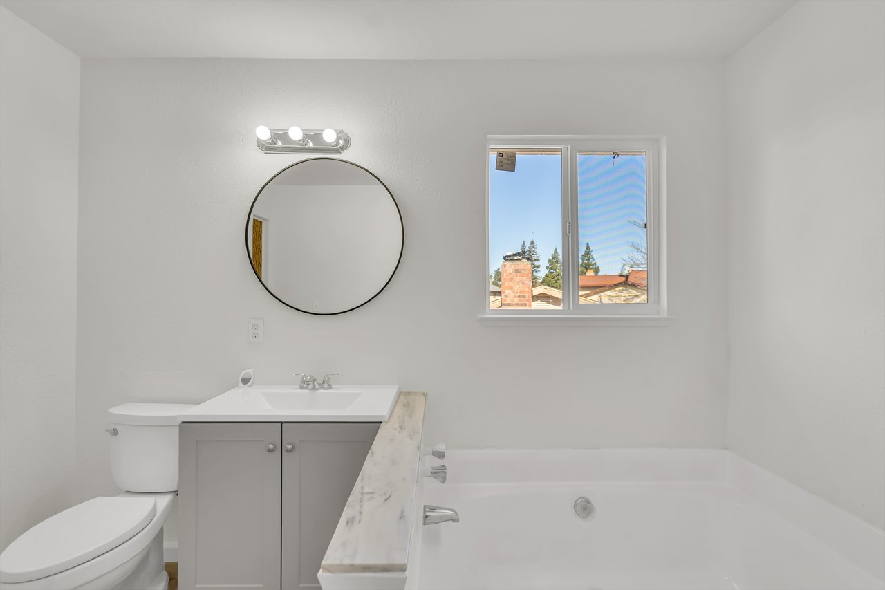 7422 PALMER HOUSE DR