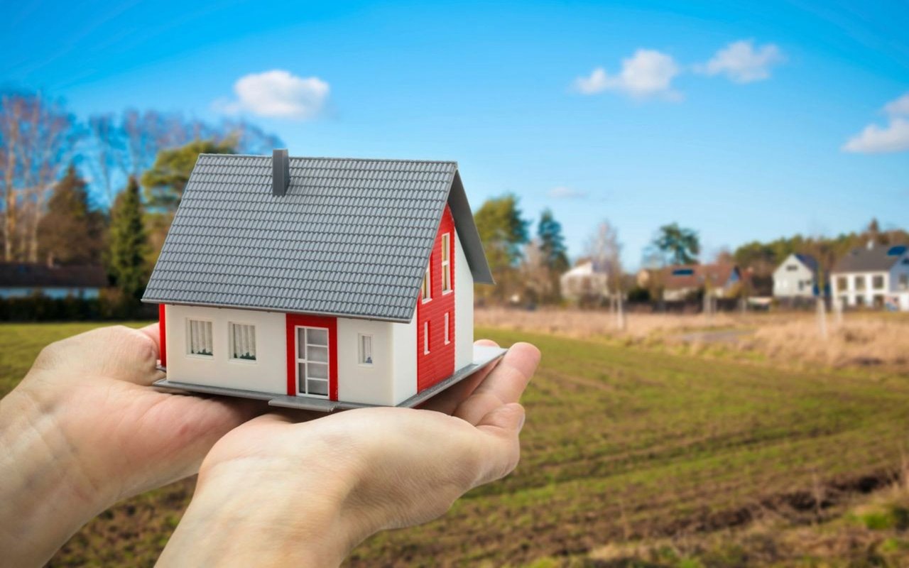 The Ultimate Dilemma: New Construction vs. Pre-Built Homes