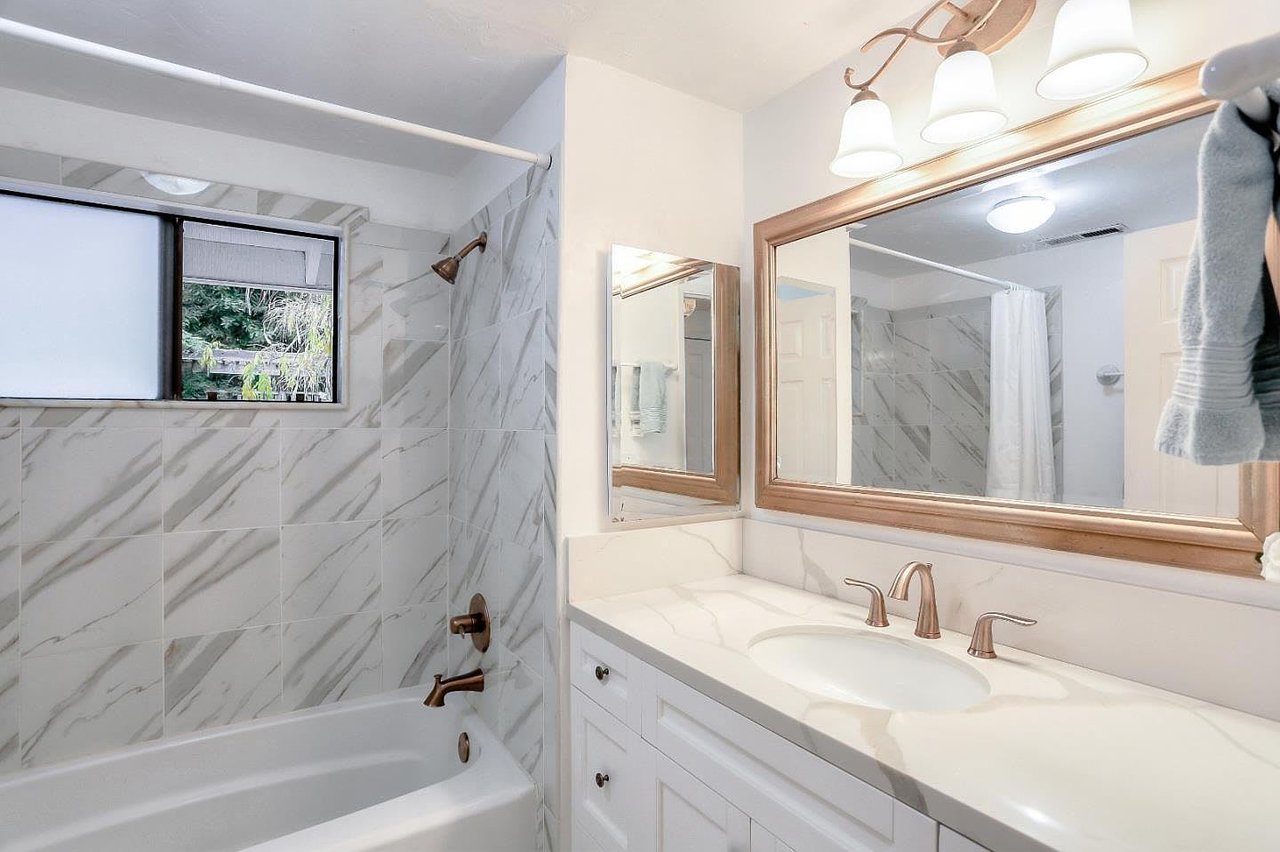 10 Upper Cir
