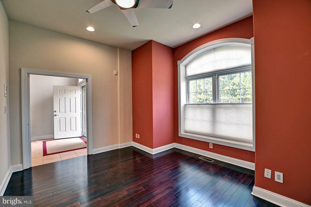 37257 E Stoney Run