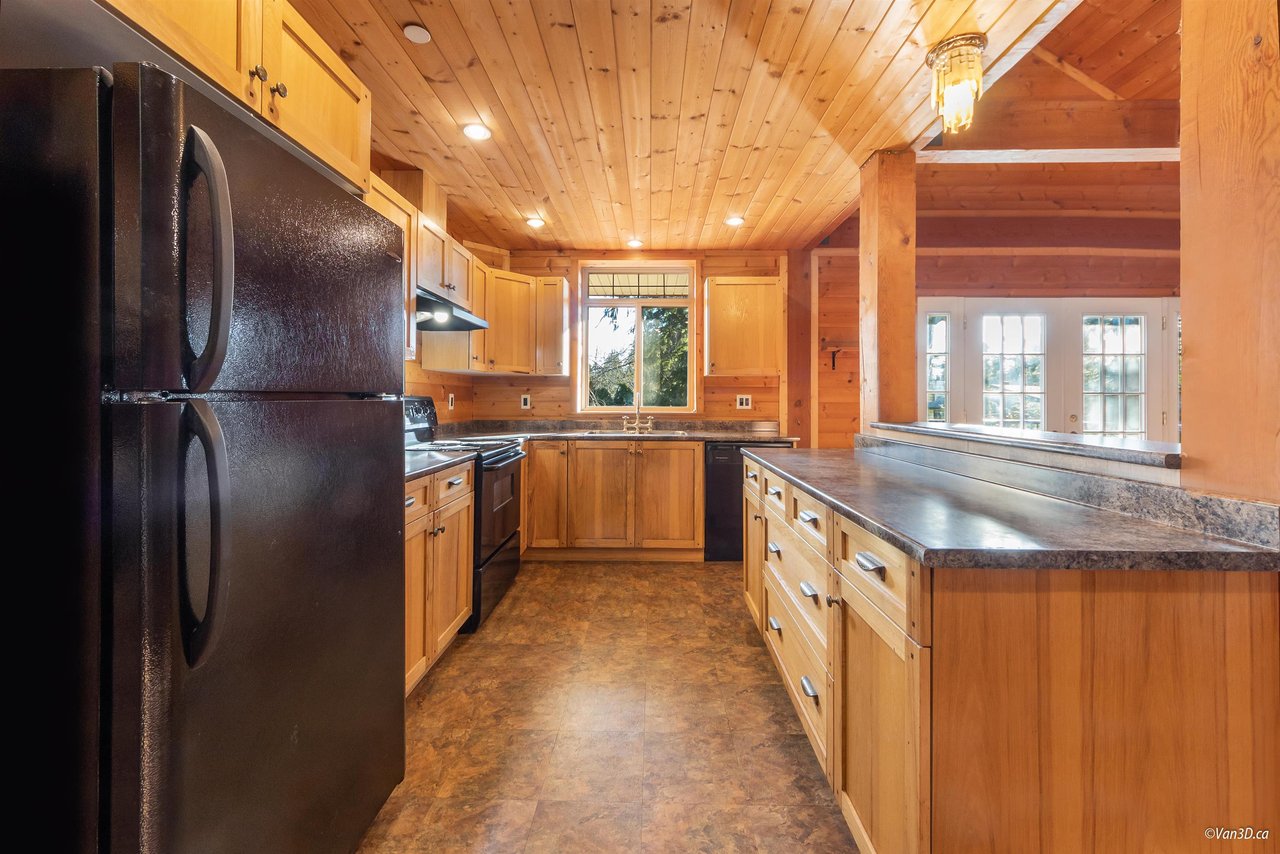 944 Victoria Drive, Port Coquitlam