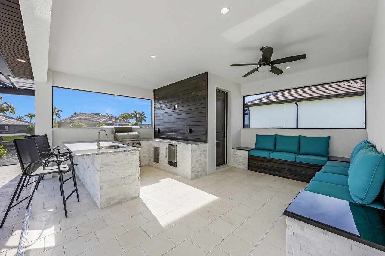121 NW 38th Avenue 