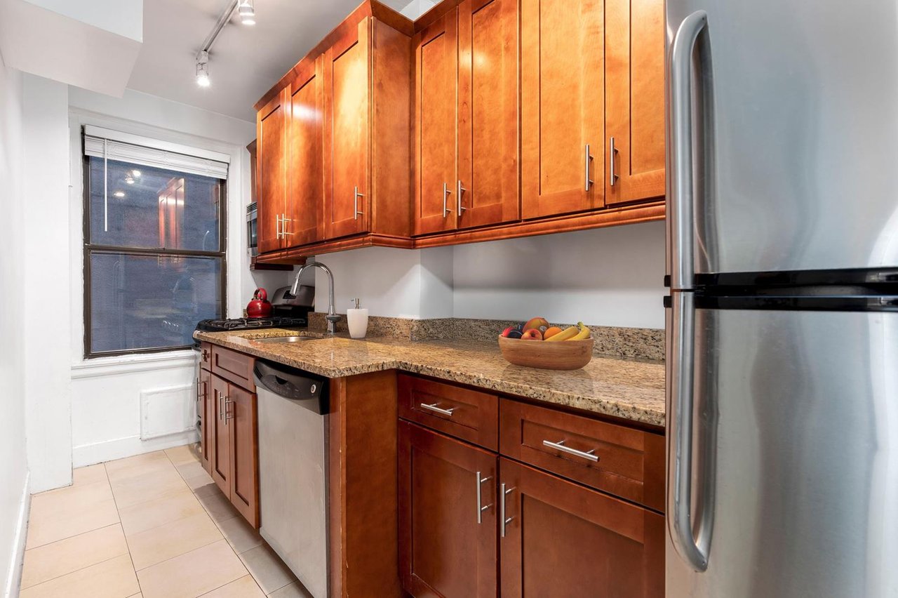 865 First Avenue, Apt 9-D