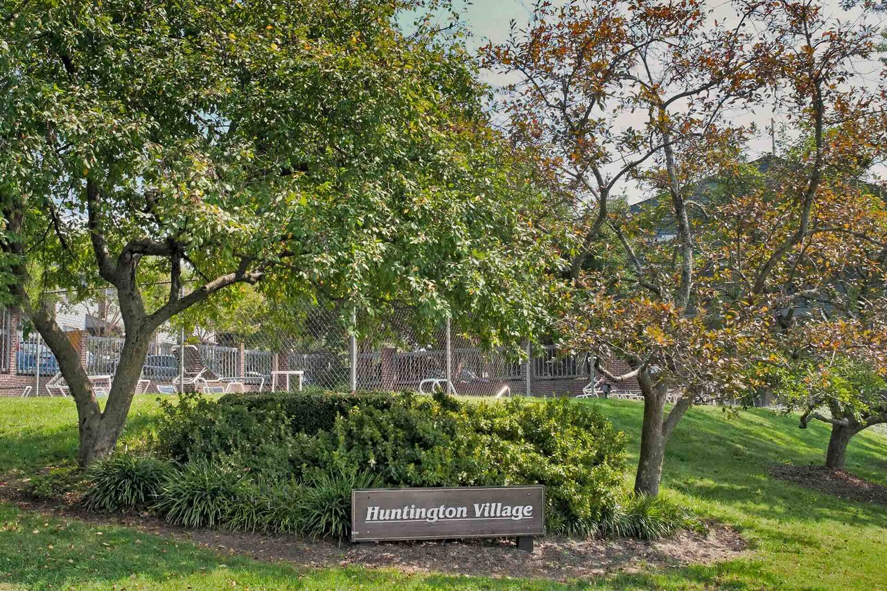 Huntington Village