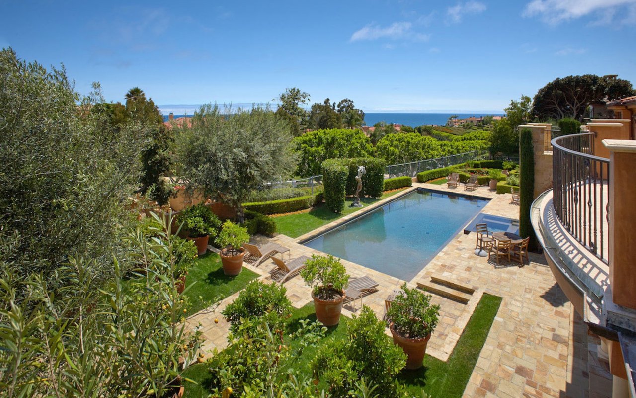 Just Sold: 6 Shoreview, Pelican Point