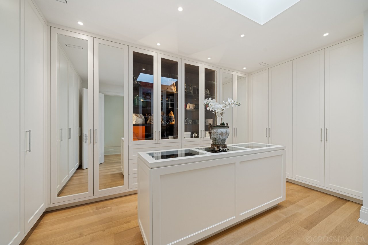 Heart of Lawrence Park