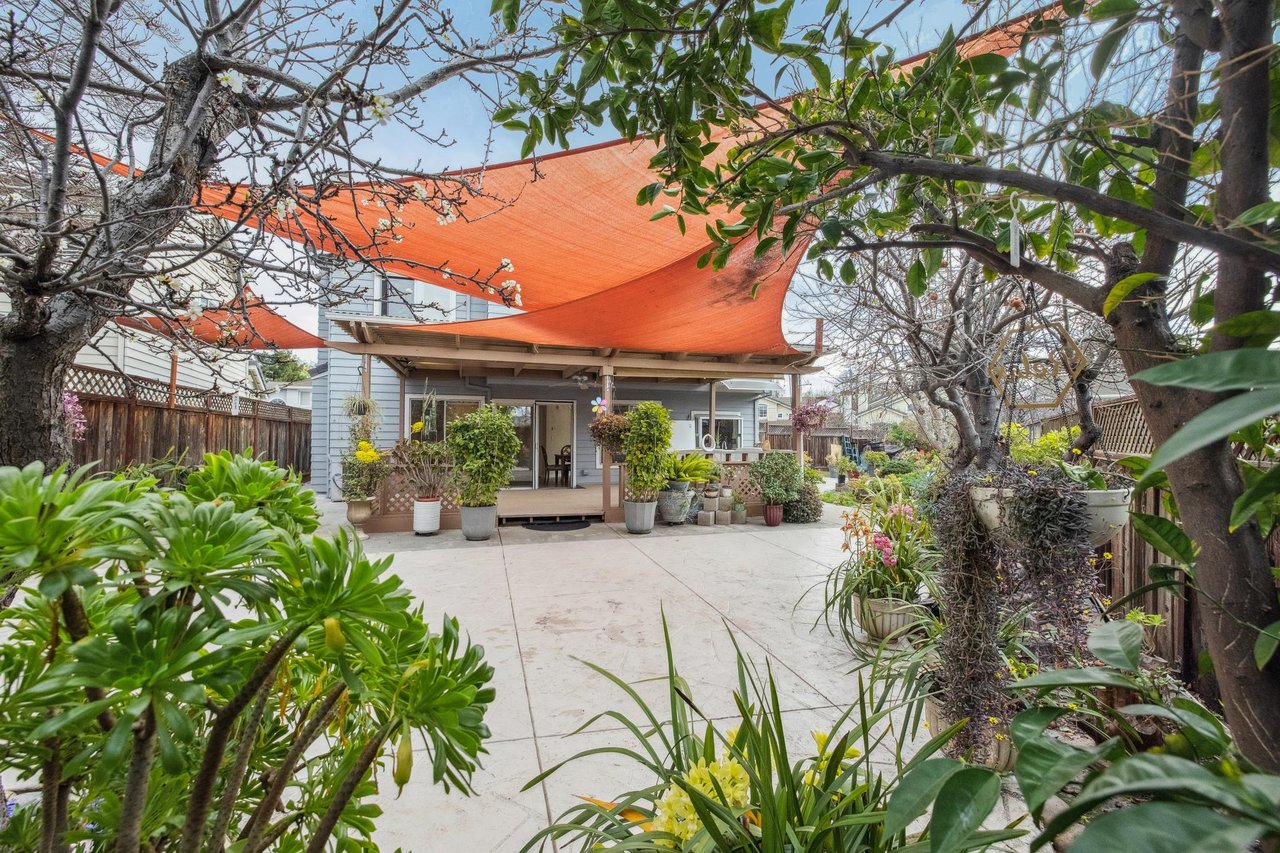 1468 Leaftree Circle