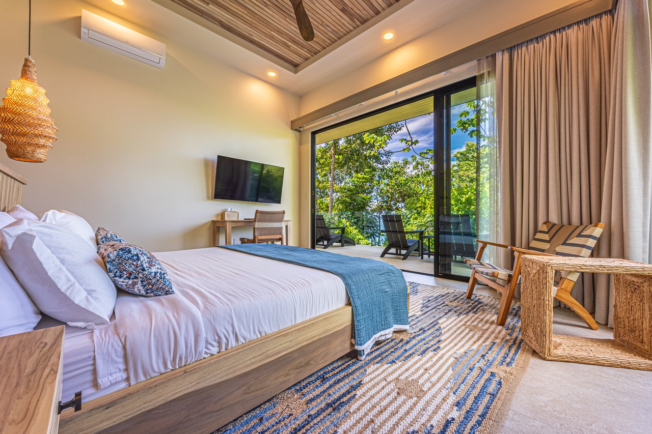 Luxury Estate in Escaleras - Incredible Ocean Views 5.5 Acres