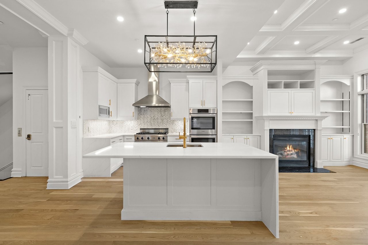 16 Regency Place | Townhouse in The Brownstones at Port Imperial