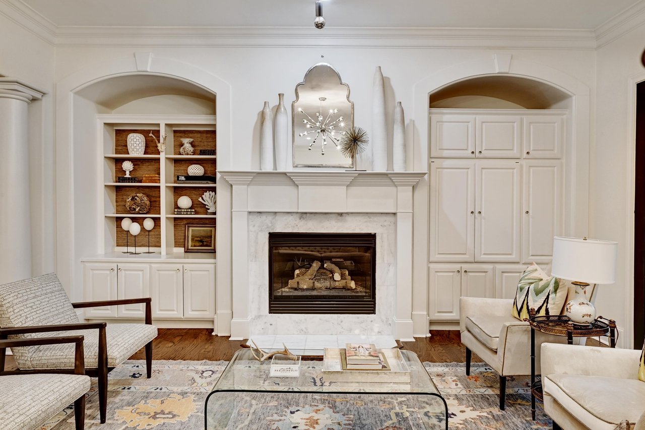 2100 Rue De St. Germaine