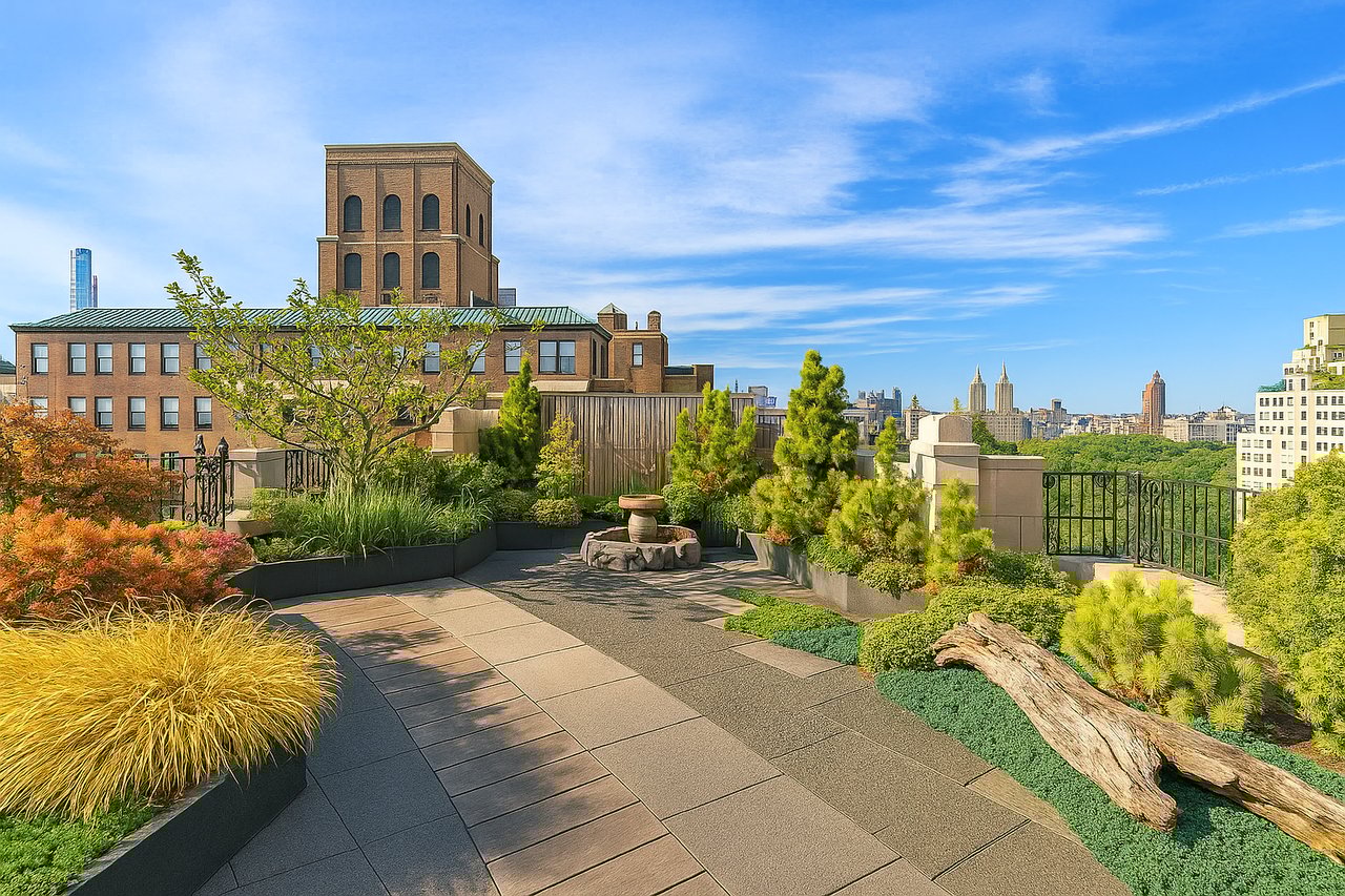 28 East 70th Street, PH2