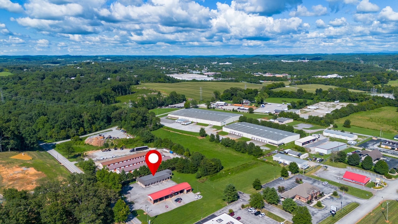 1267 Carding Machine Rd. Loudon, TN 