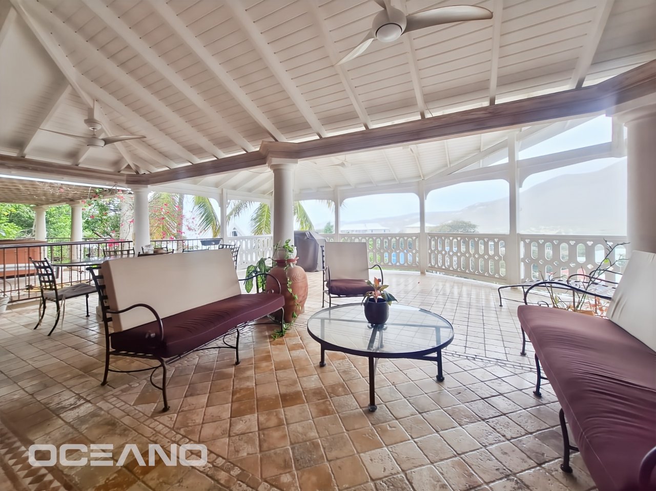 3 bedrooms Townhouse + Studio 