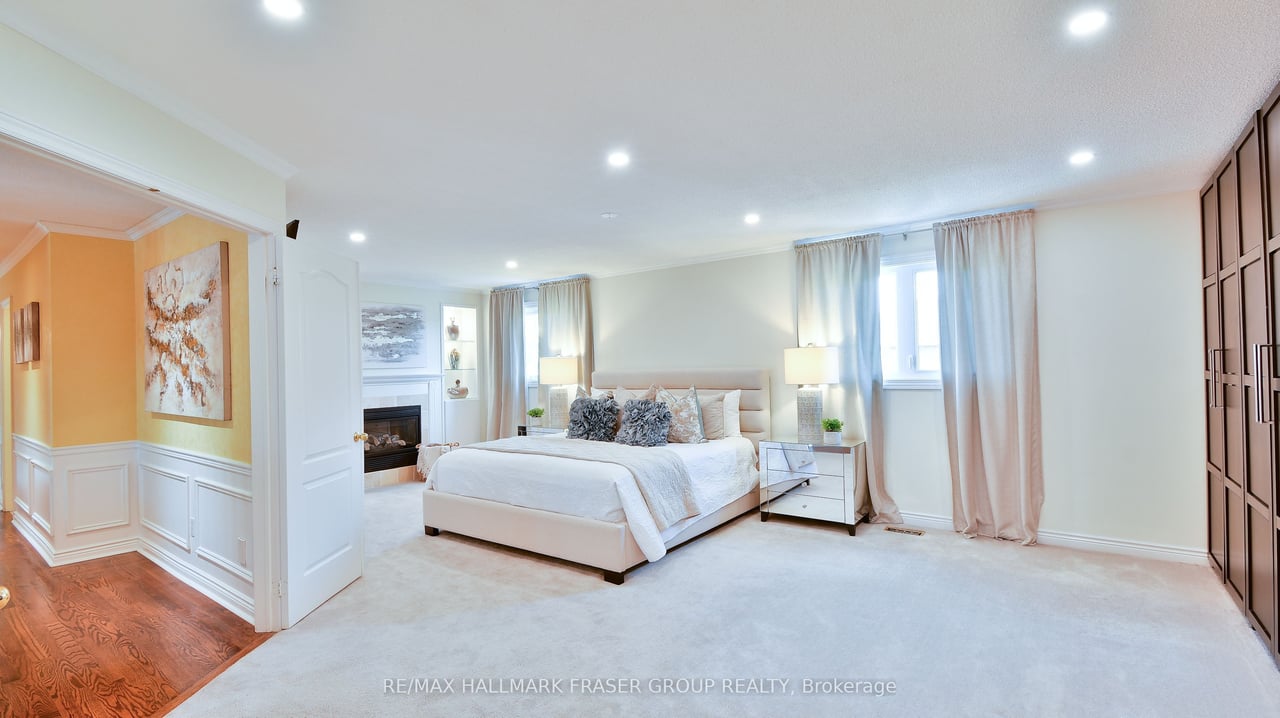 28 Leah Cres
