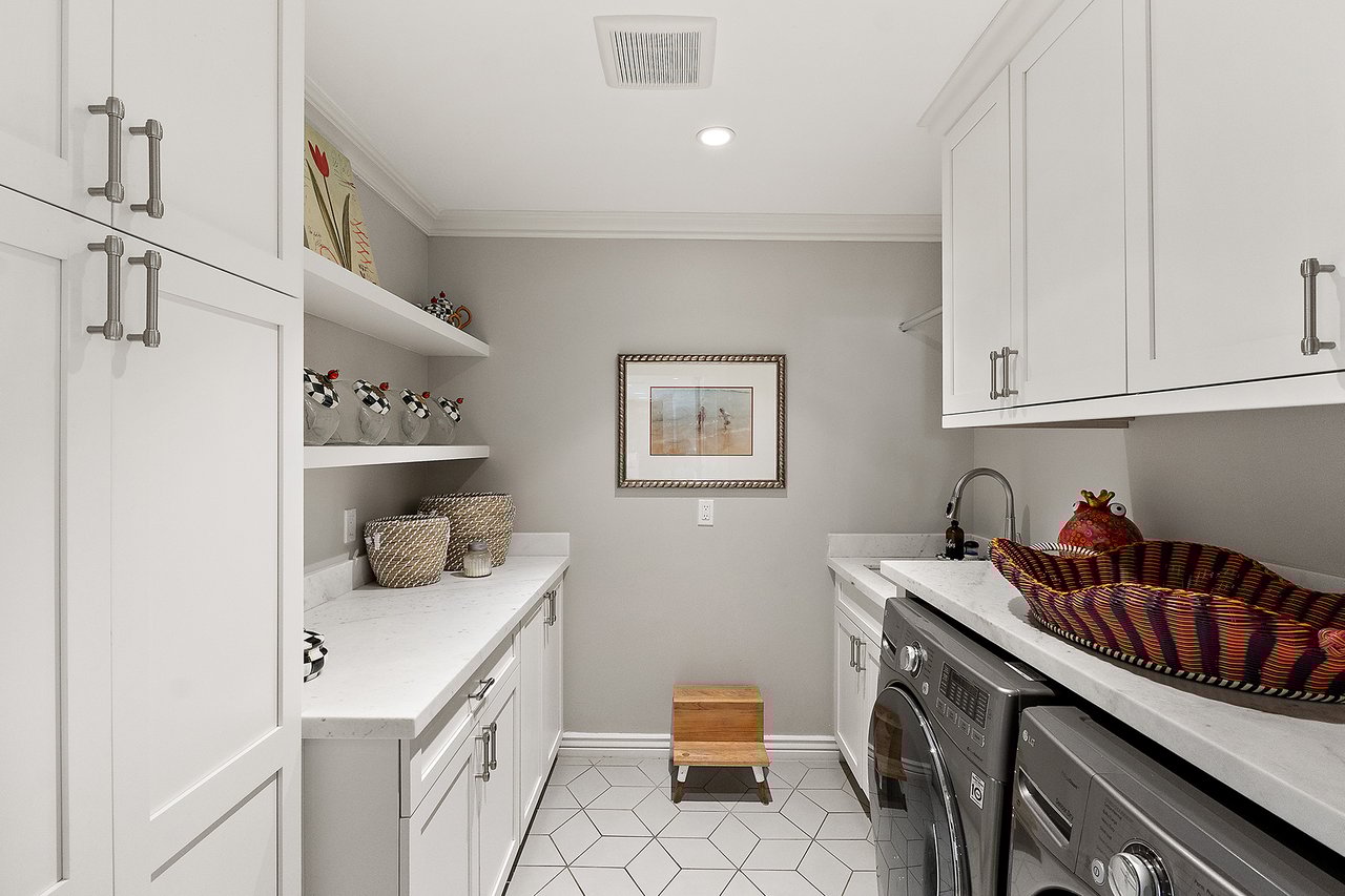 3508 E MARLETTE Avenue